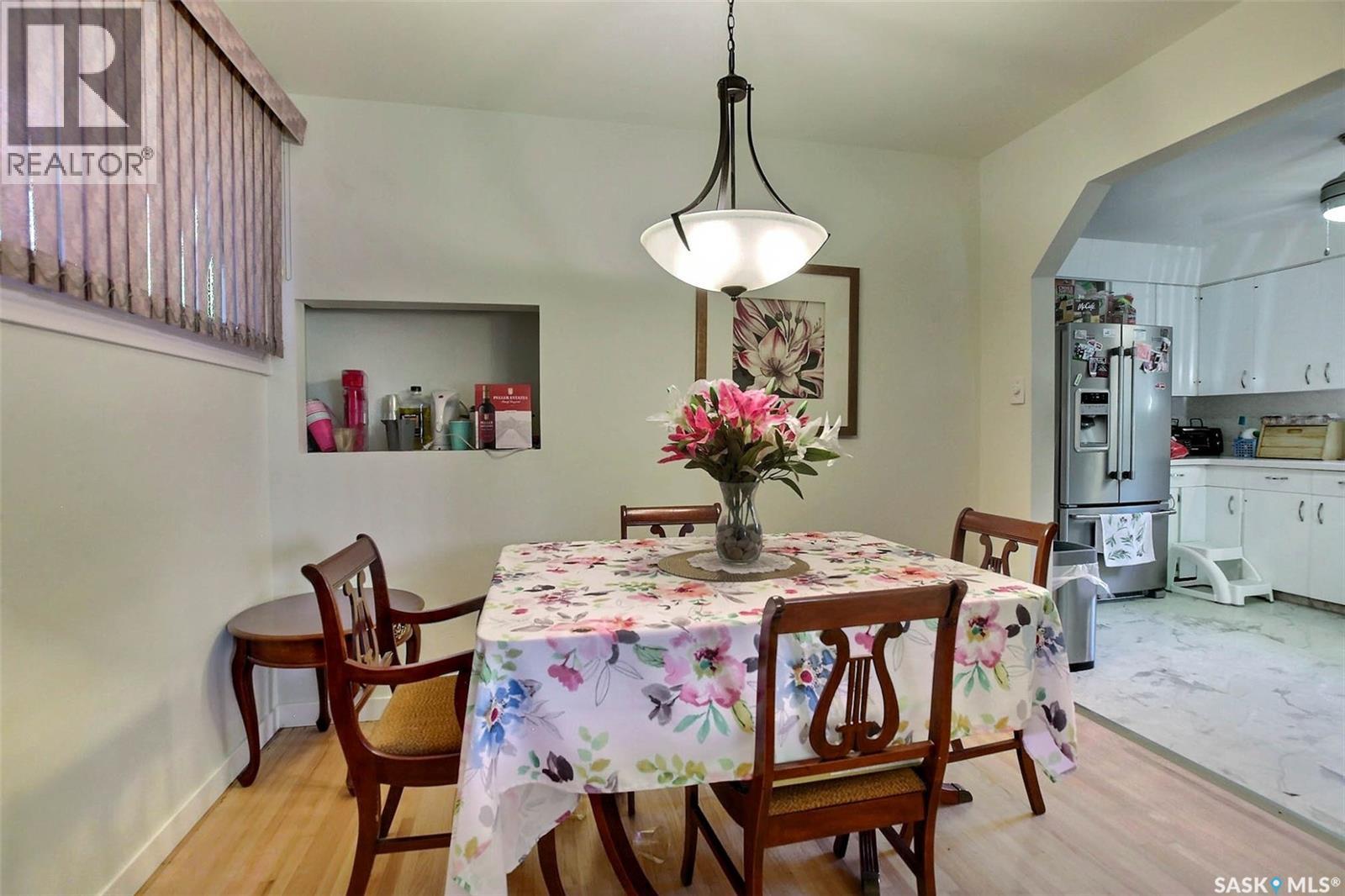2122 Wascana STREET - 6
