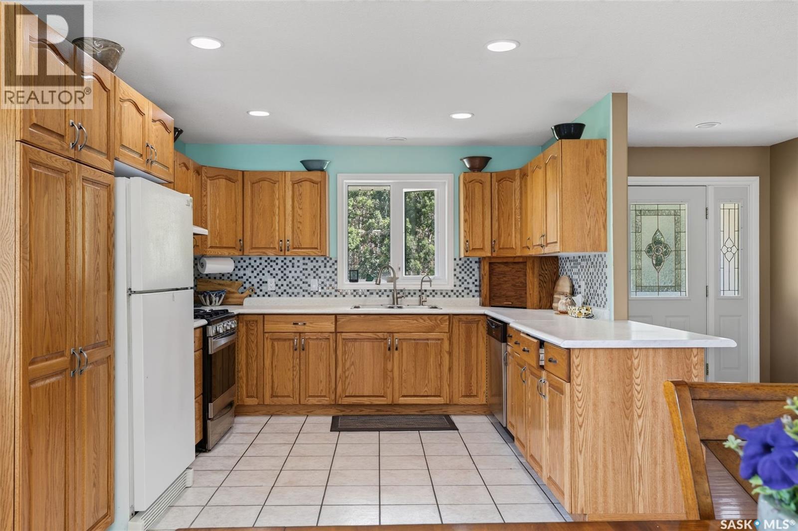 111 Redwing ROAD E - Image 15