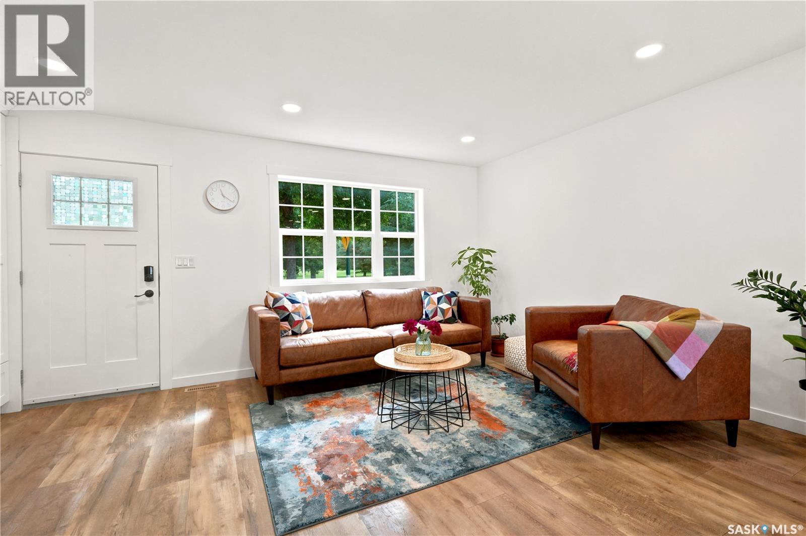 919A F AVENUE N - photo 4