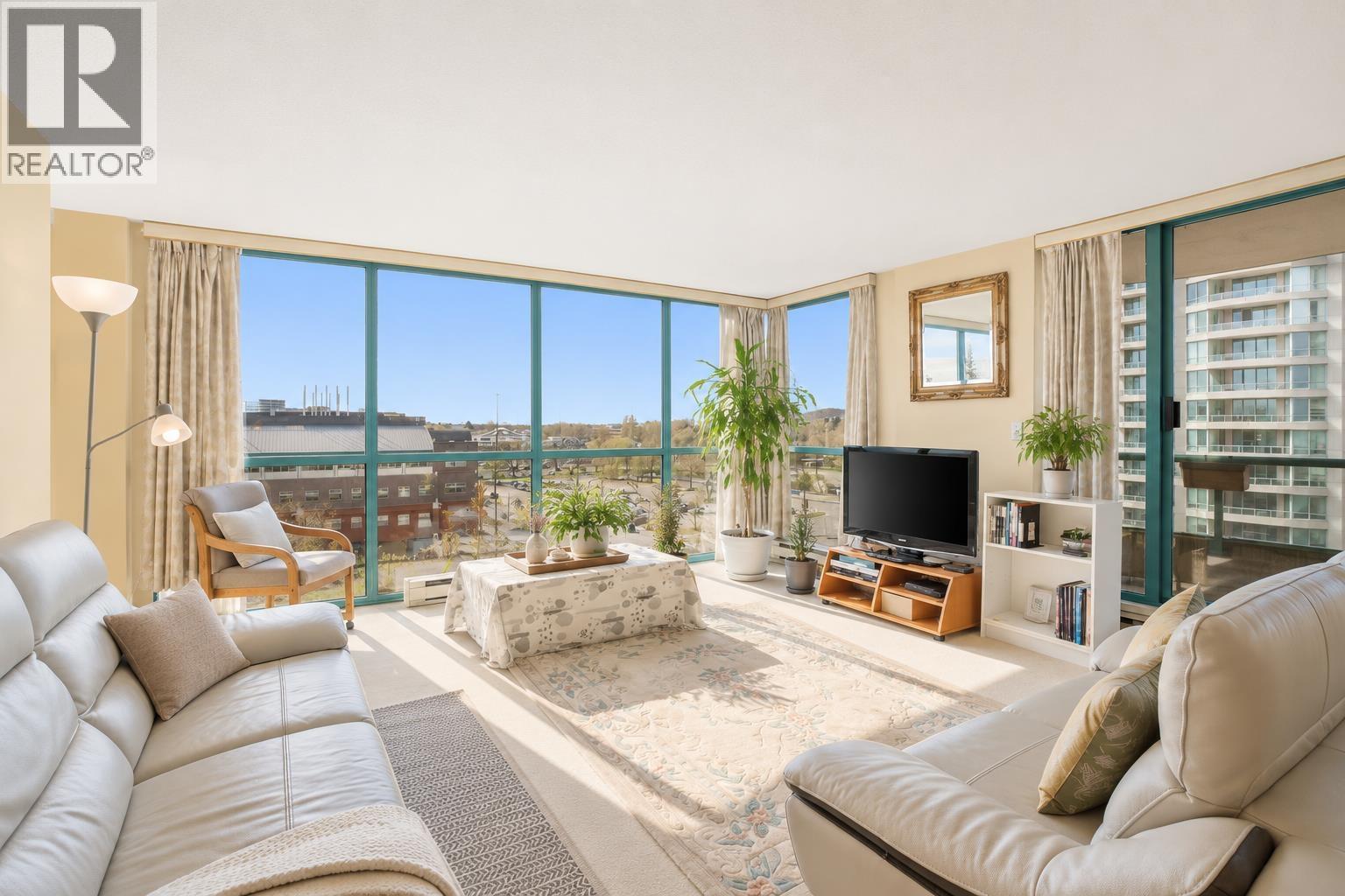 804 8831 LANSDOWNE ROAD, Richmond