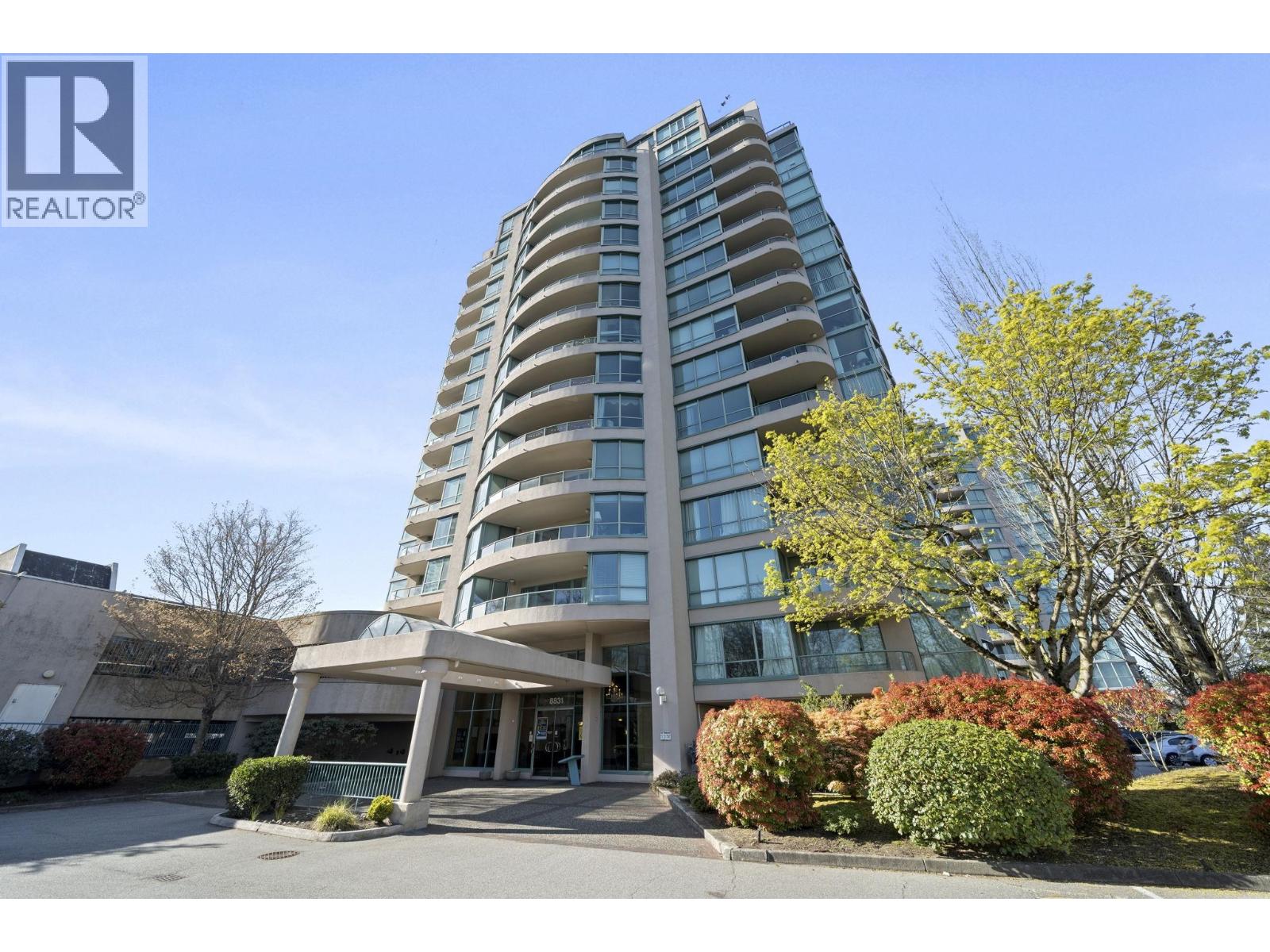 804 8831 LANSDOWNE ROAD, Richmond