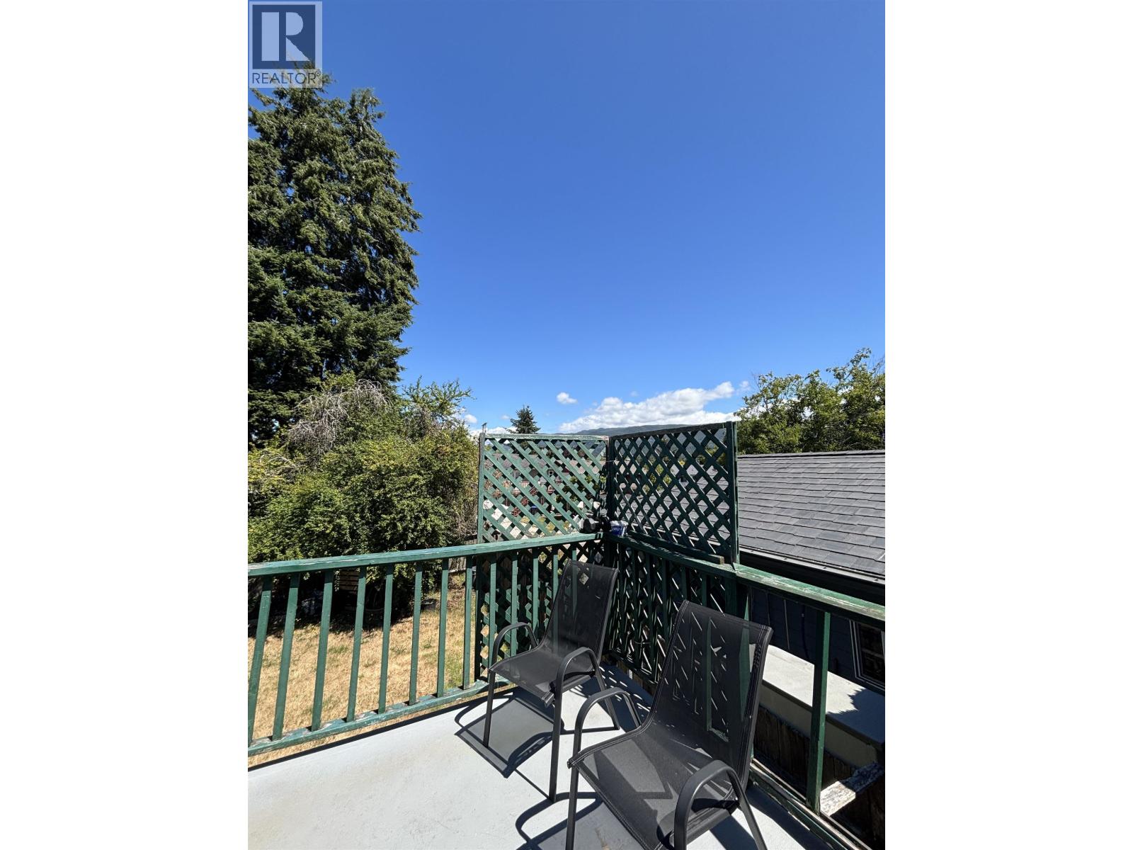 5762 SPINDRIFT STREET, Sechelt