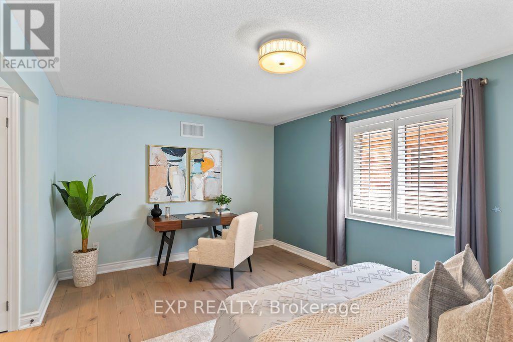 2390 TAYLORWOOD DRIVE - 33