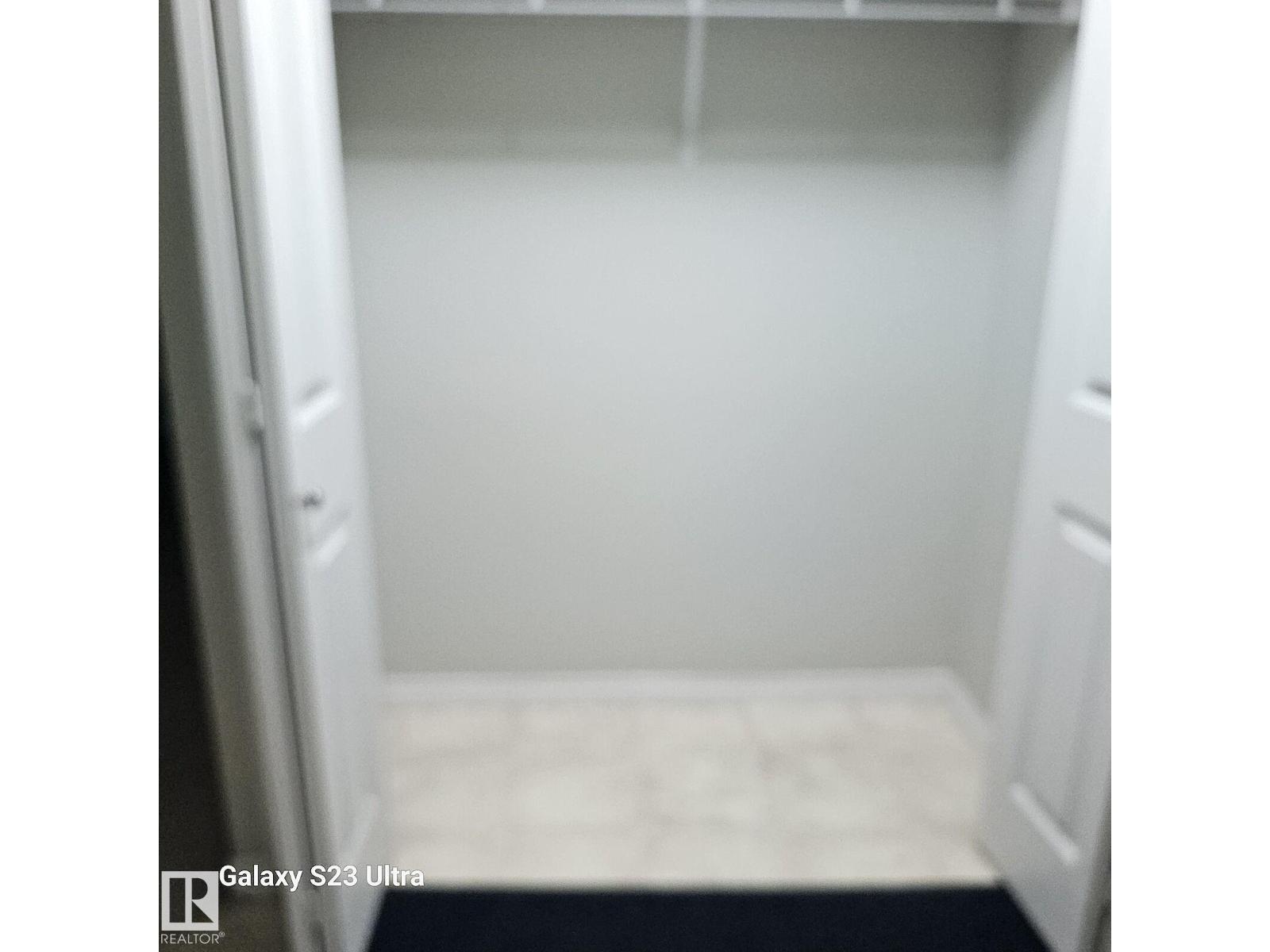 #99 13825 155 AV NW - 21