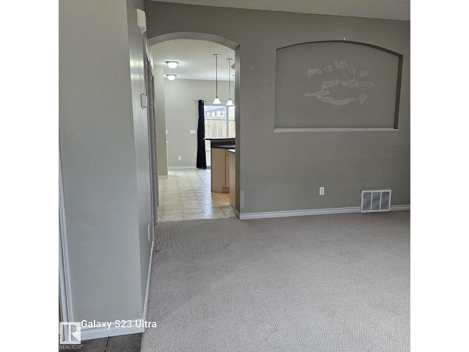 #99 13825 155 AV NW - 5