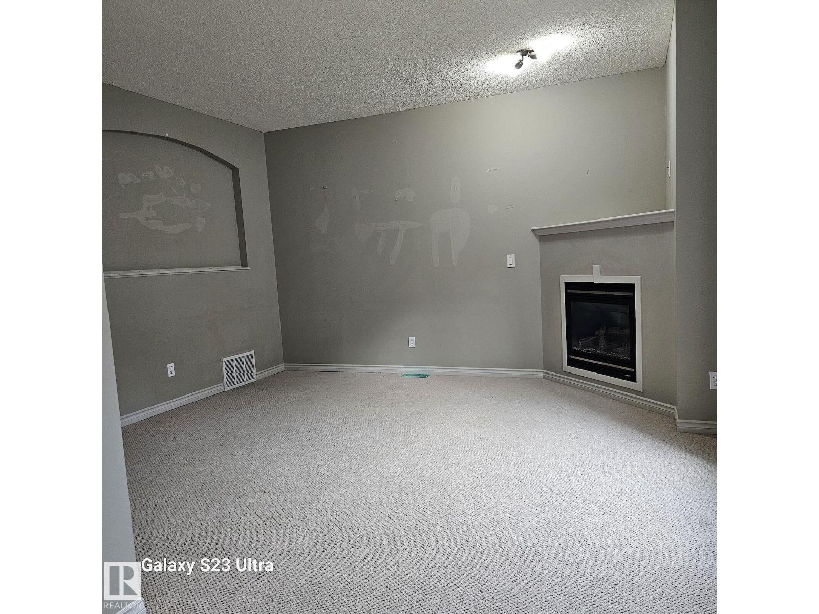 #99 13825 155 AV NW - 3
