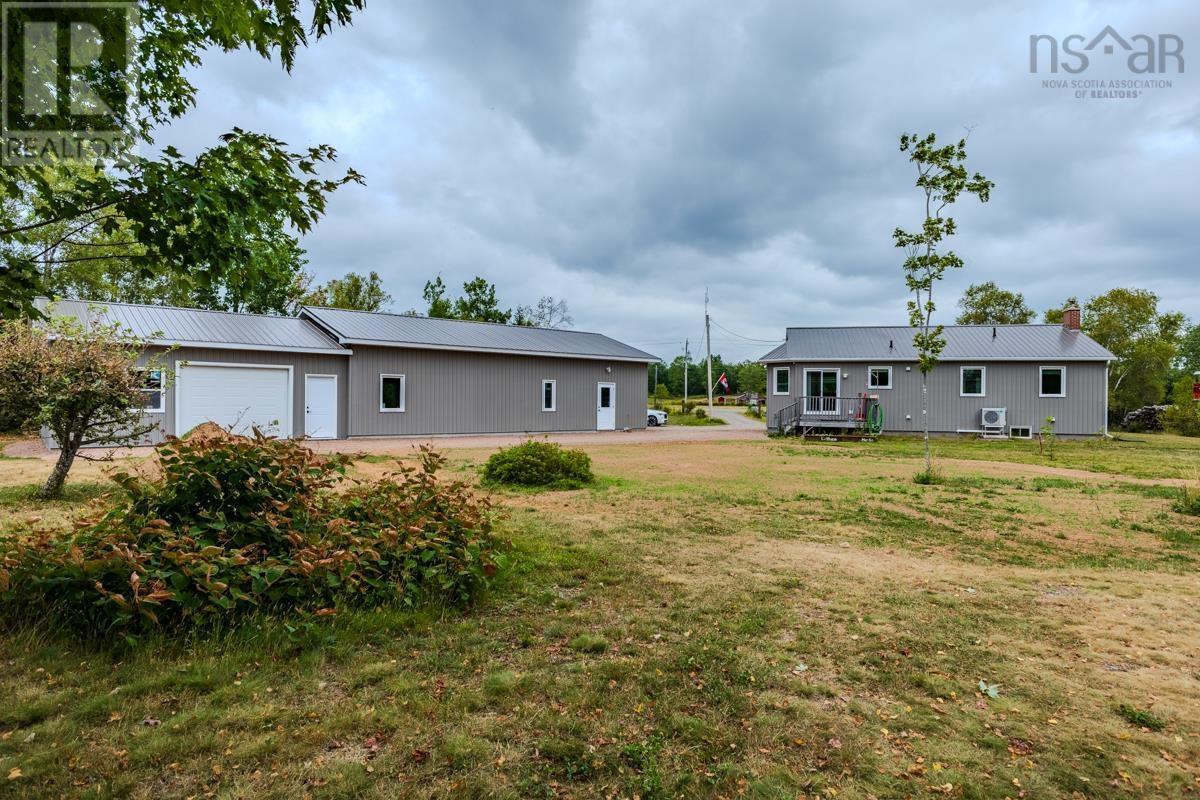 7048 HIGHWAY 2 - 47