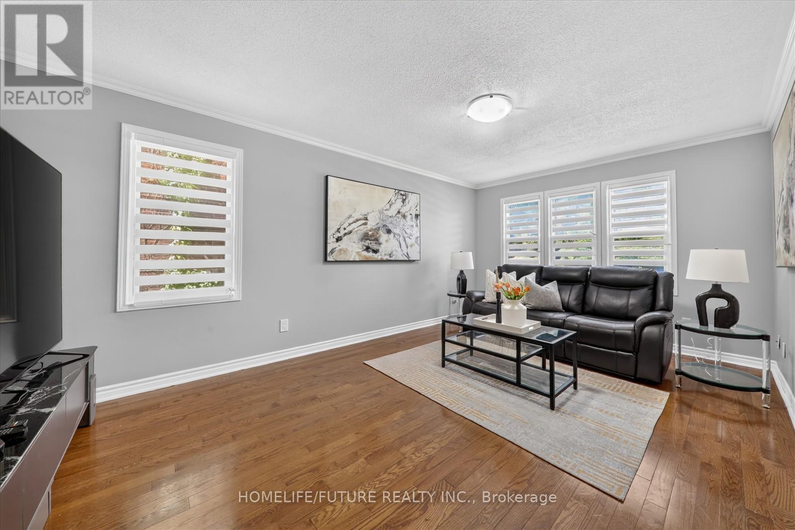 1580 HEATHSIDE CRESCENT - 16