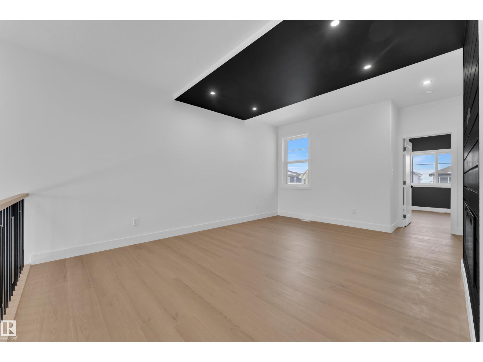 741 ASTORIA WY - 28