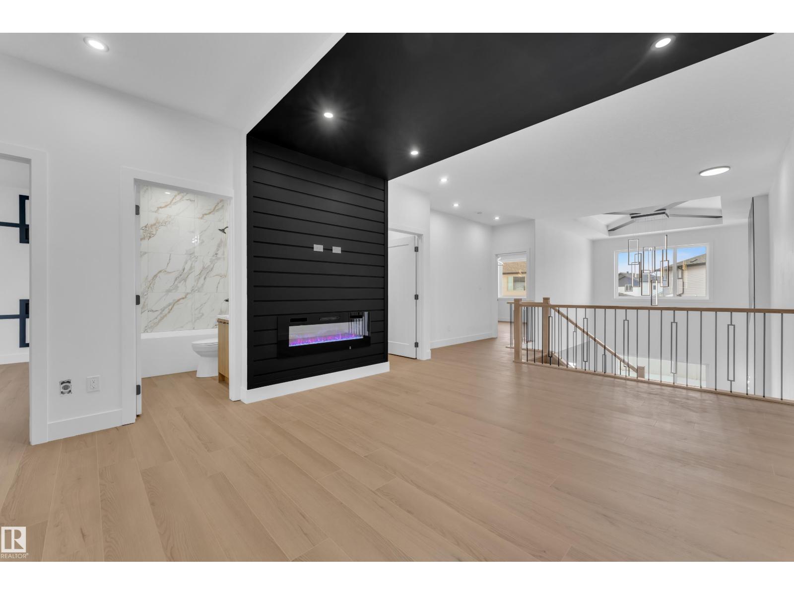 741 ASTORIA WY - 29