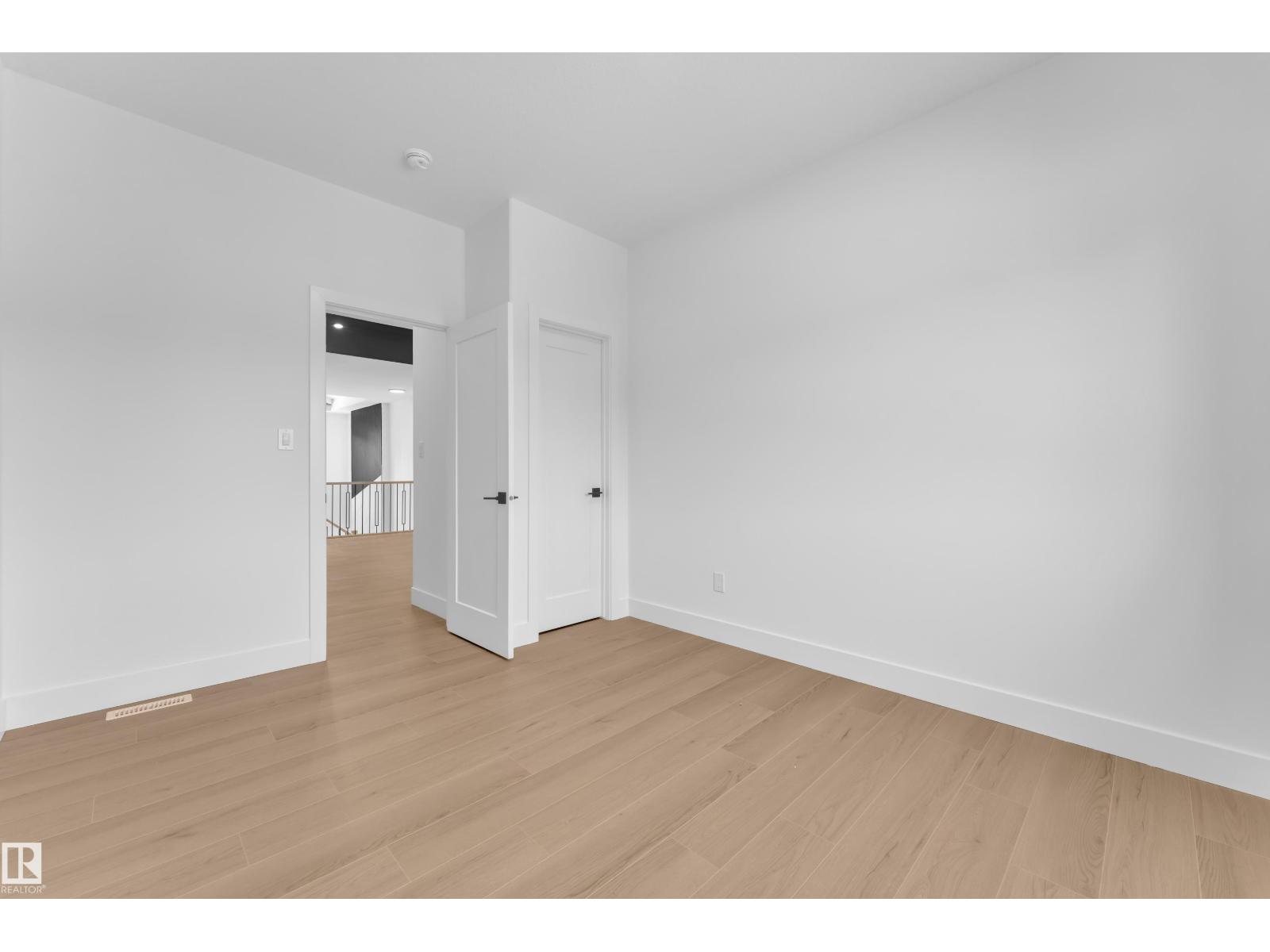 741 ASTORIA WY - 39