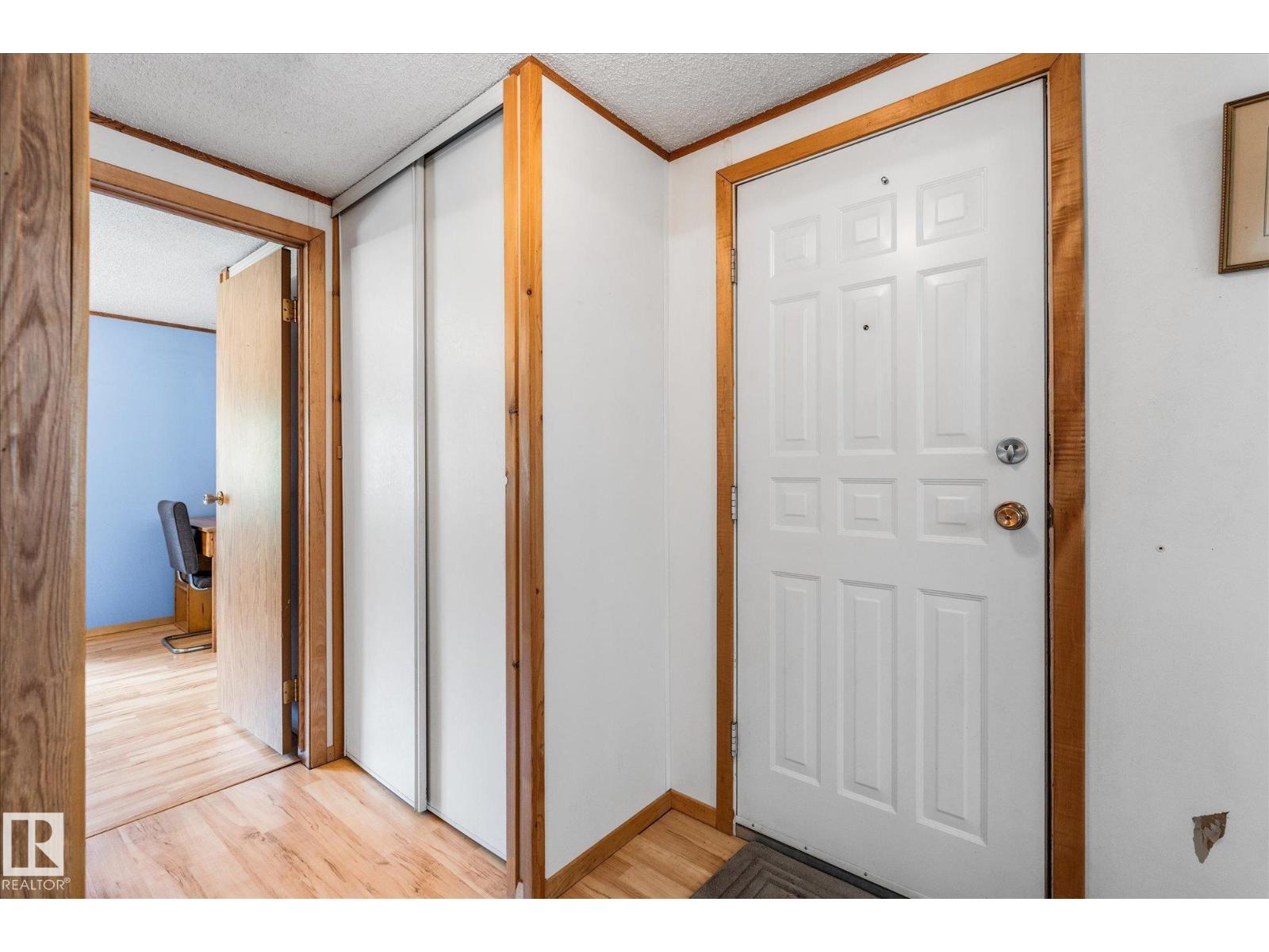56304 RGE ROAD 13 - 11