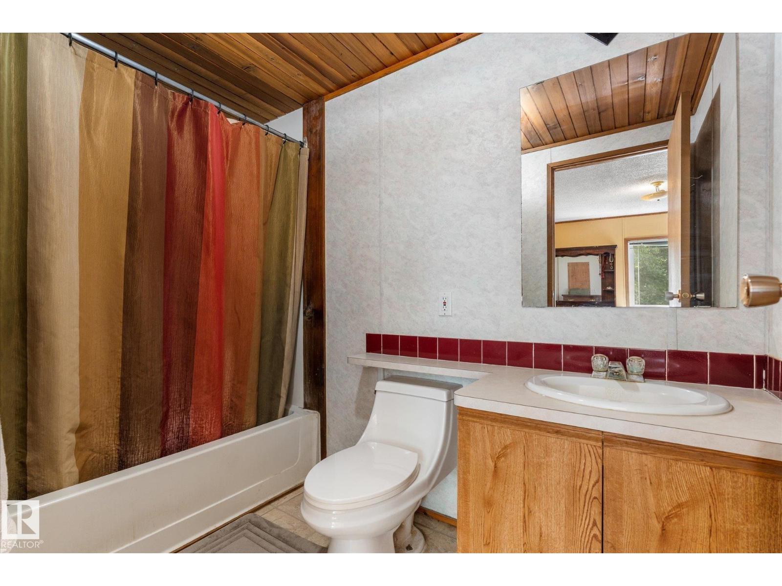 56304 RGE ROAD 13 - 26