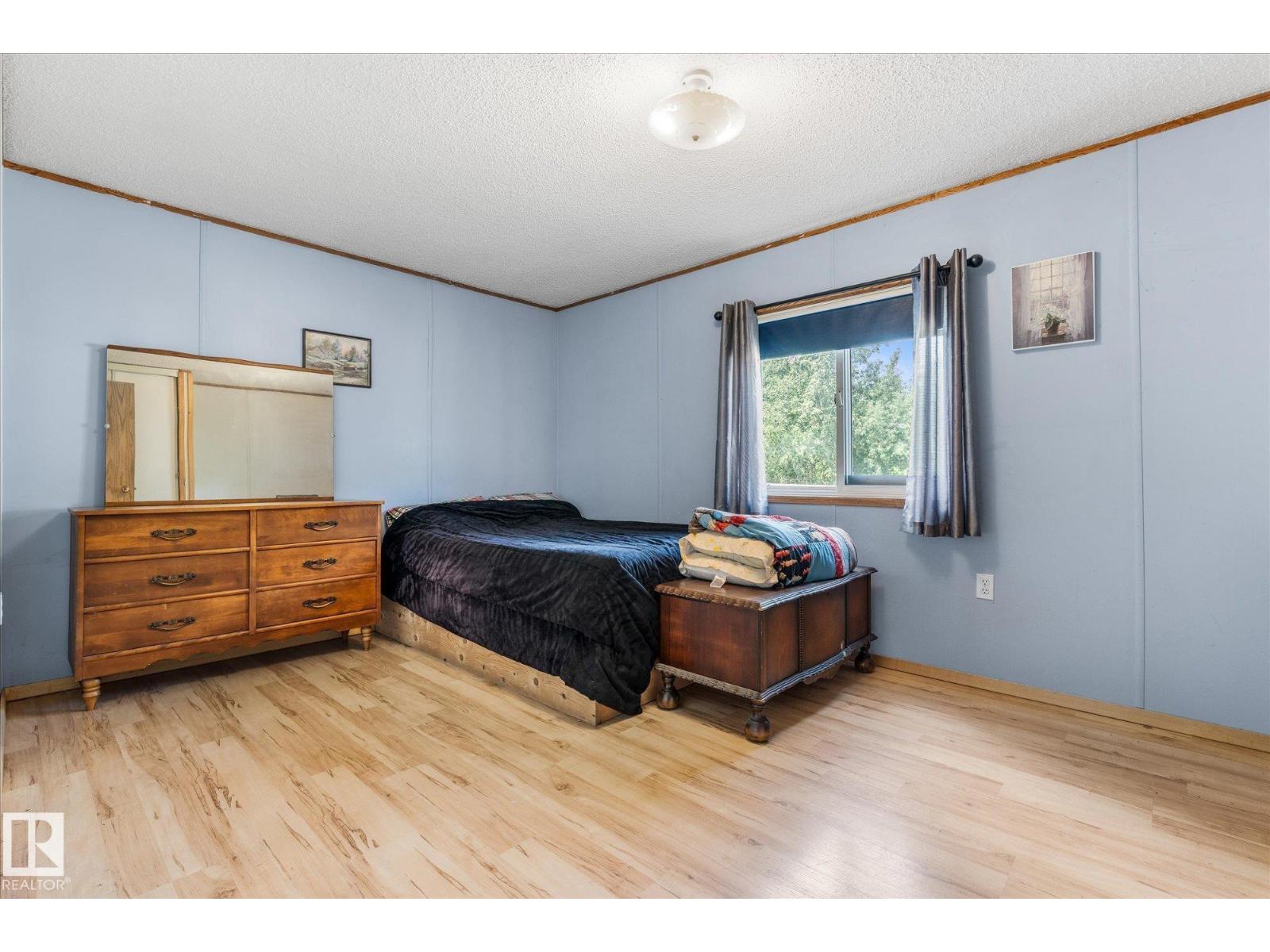 56304 RGE ROAD 13 - 28
