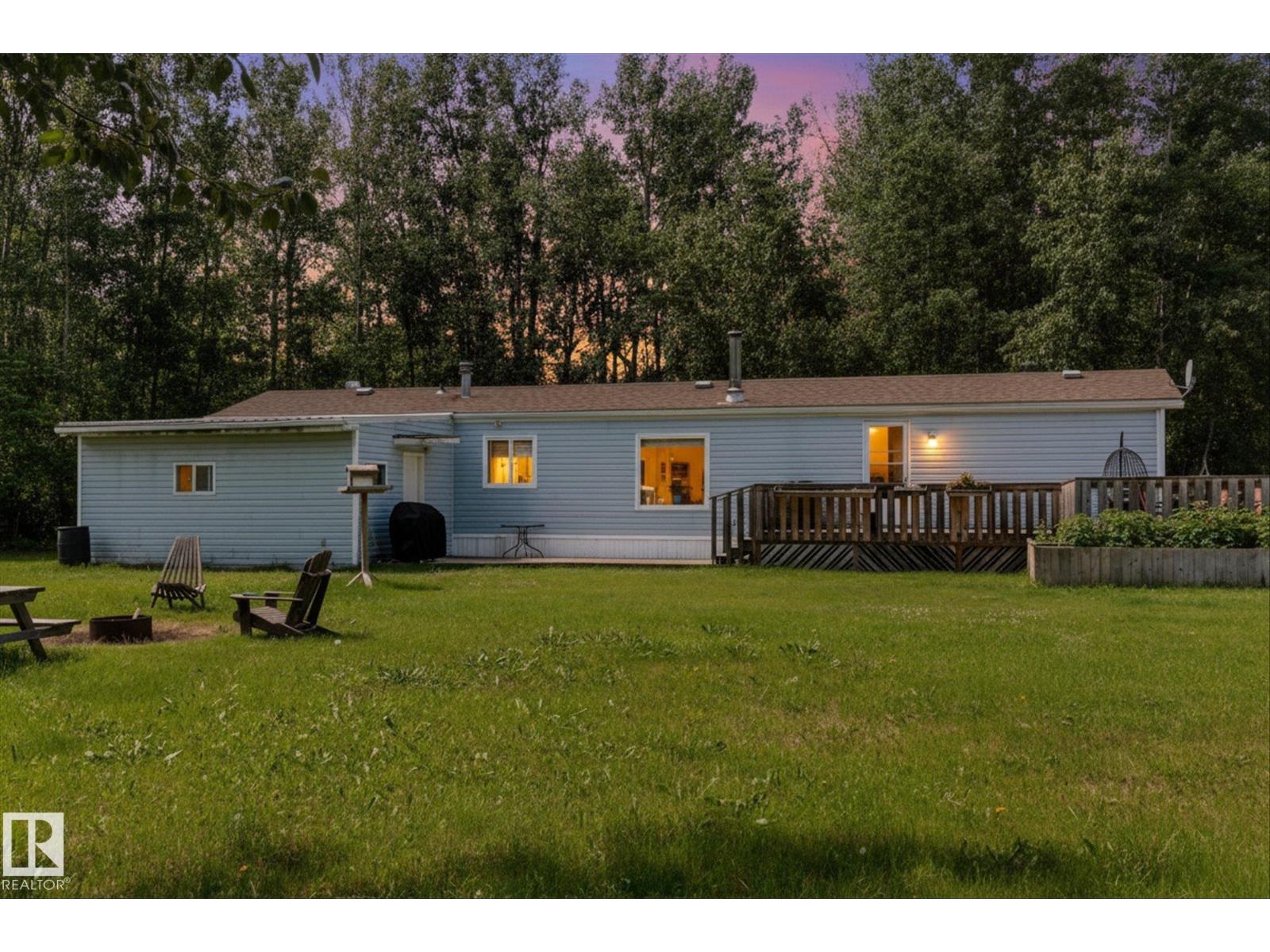 56304 RGE ROAD 13 - 4