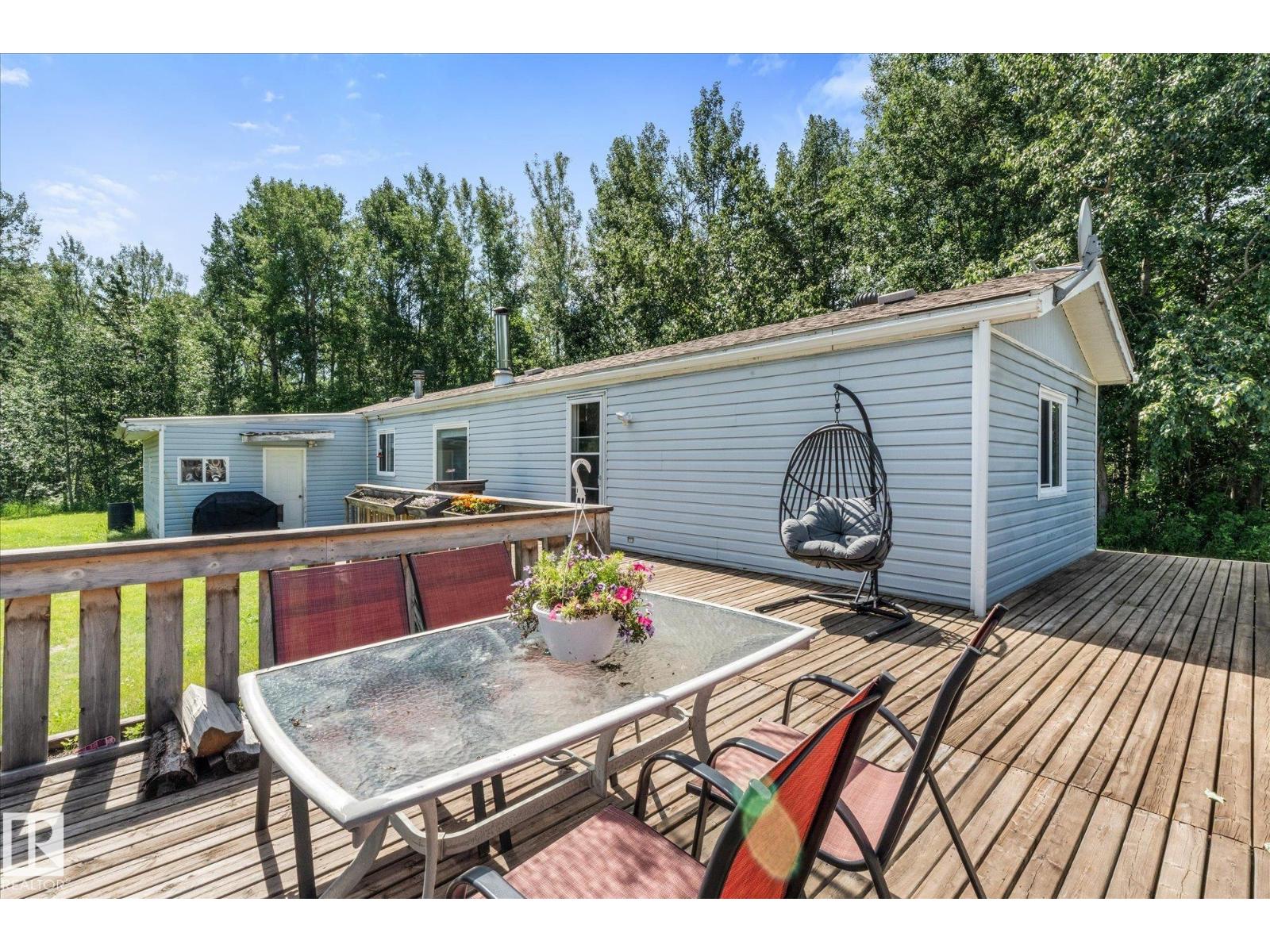 56304 RGE ROAD 13 - 9
