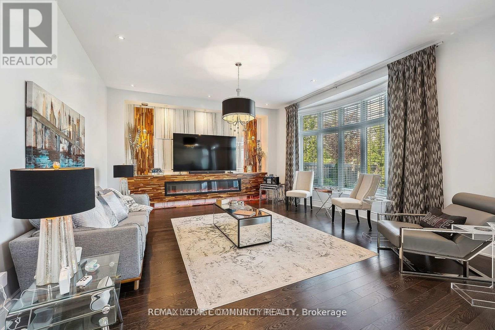 336 FARRELL ROAD - 11