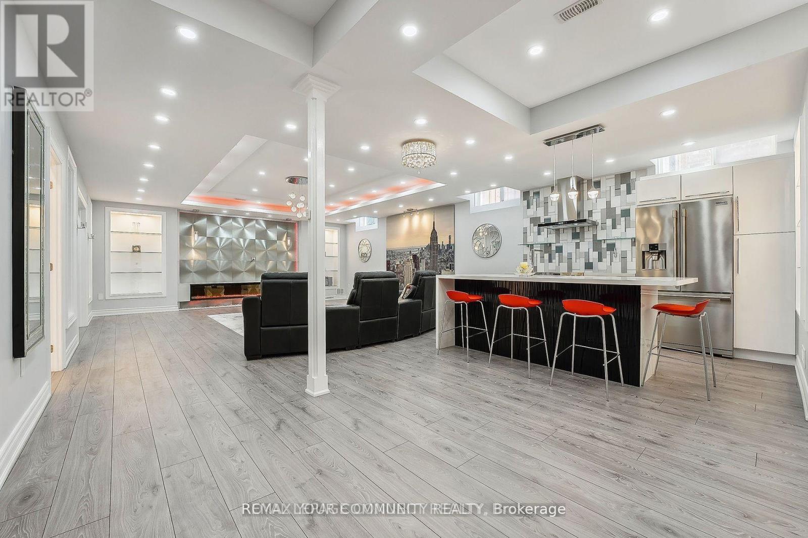 336 FARRELL ROAD - 16