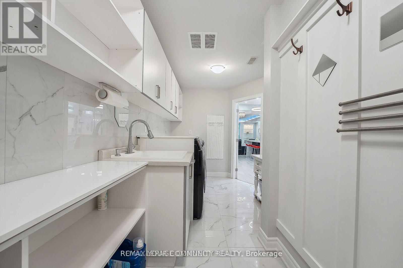 336 FARRELL ROAD - 22