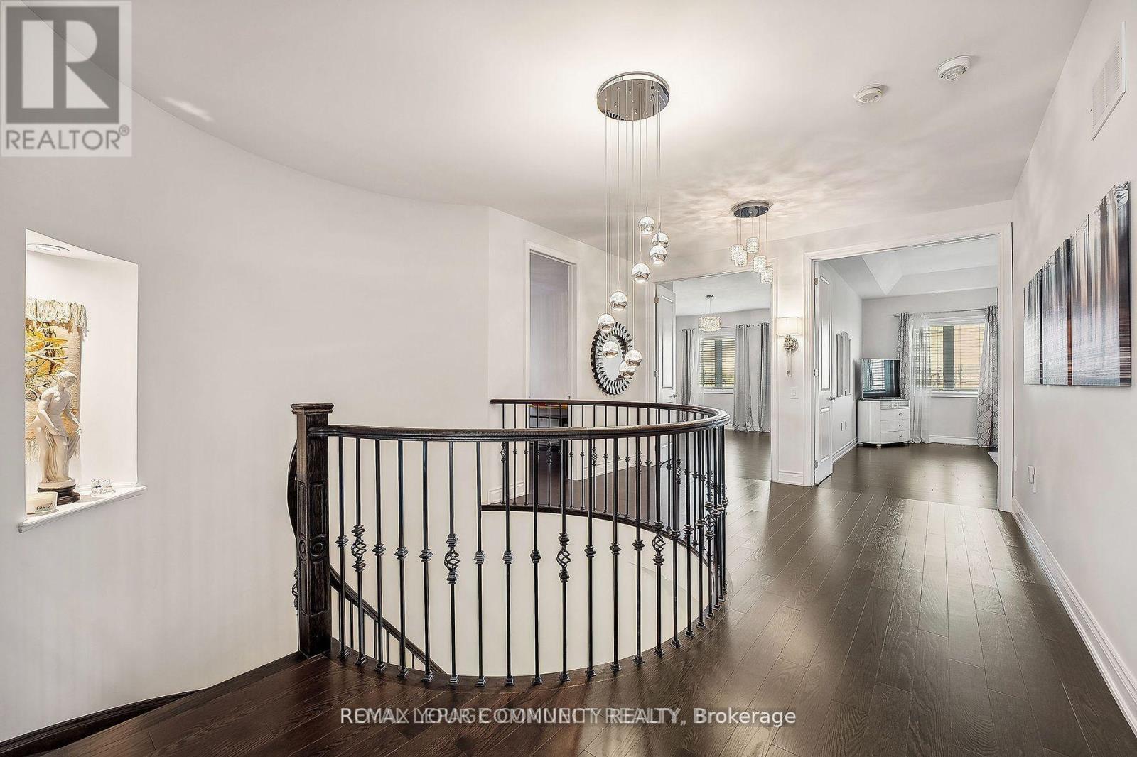 336 FARRELL ROAD - 23