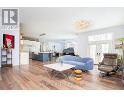 Office - 26 Pelosi Way, East Gwillimbury, ON L0G1M0 Photo 12