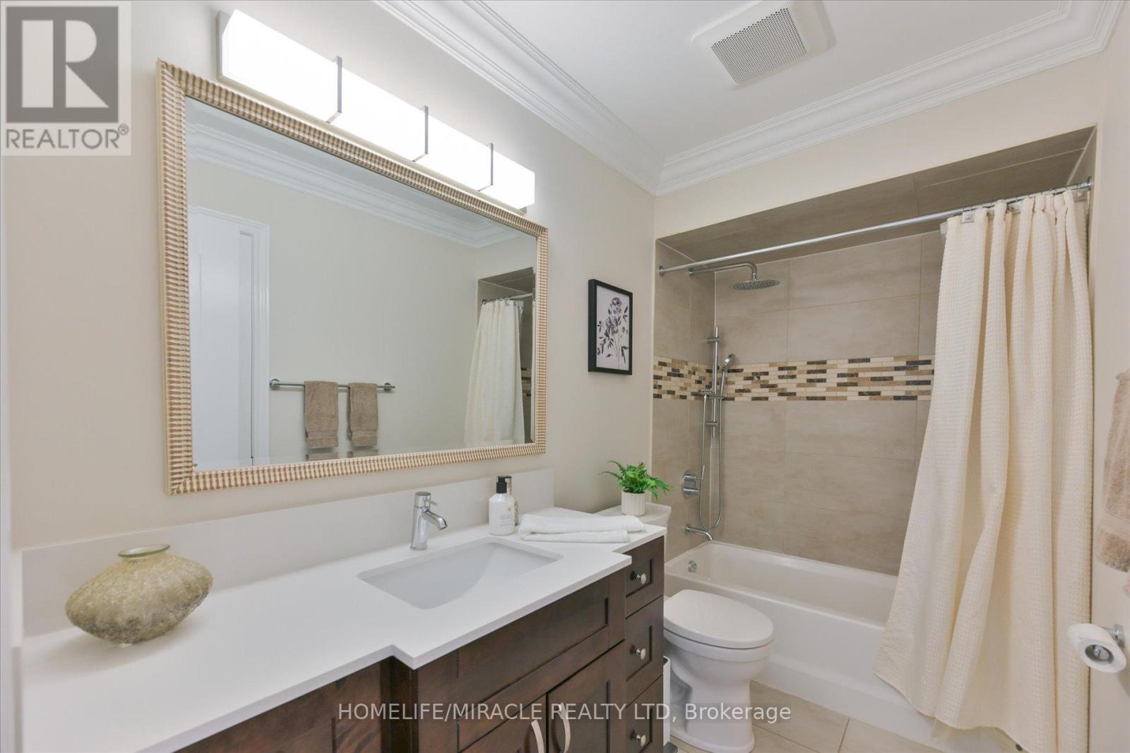2479 RATHLIN COURT - 36