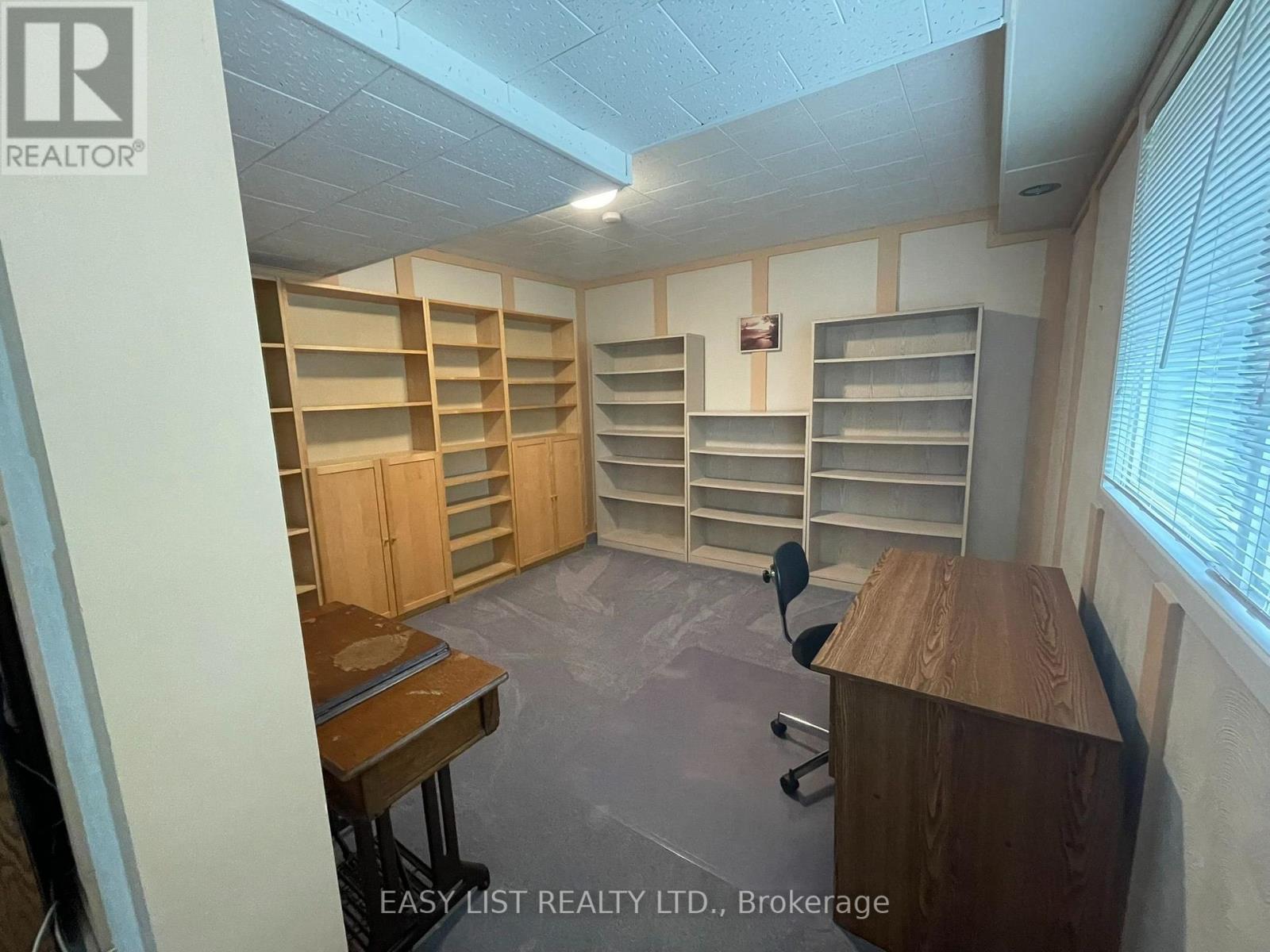 3 BAKER PLACE - 18