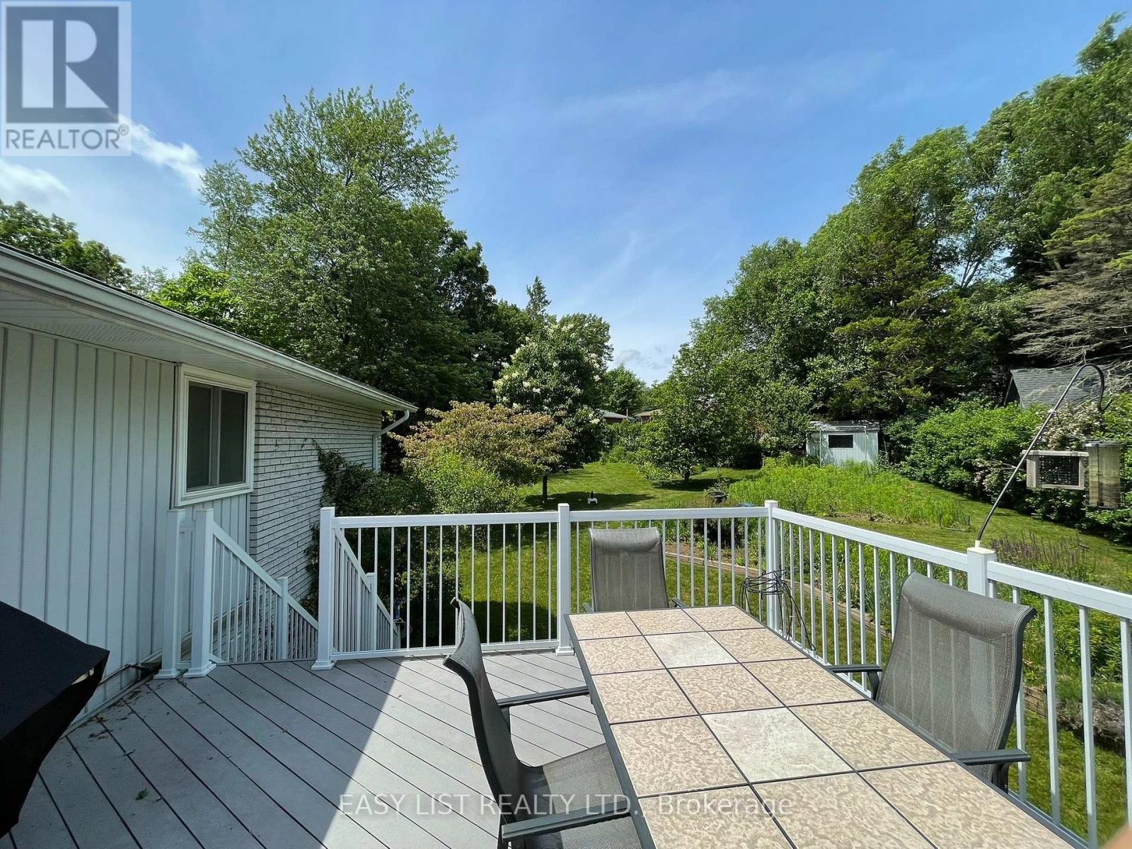3 BAKER PLACE - 19