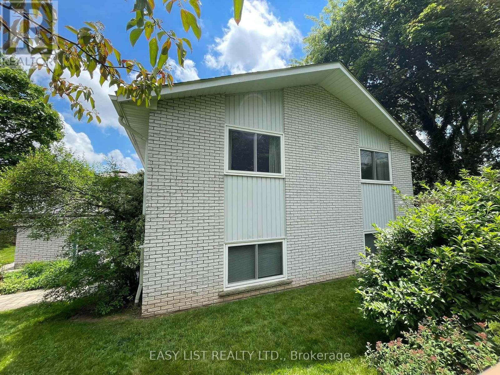 3 BAKER PLACE - 20