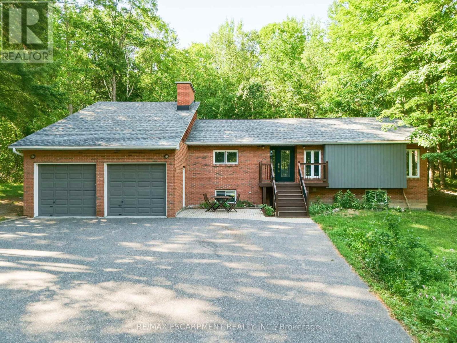 1060 GOLDEN BEACH ROAD - 1