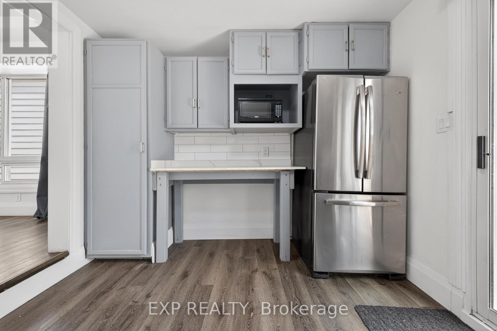 6564 LEVEL AVENUE - 11