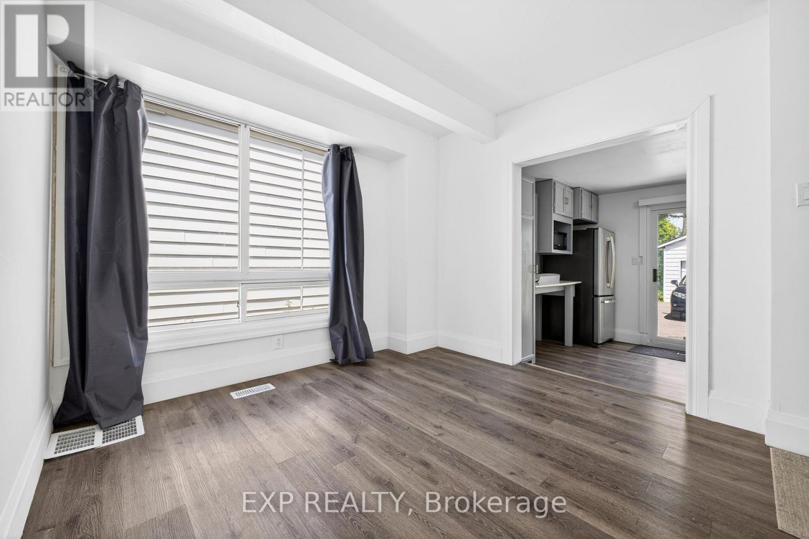6564 LEVEL AVENUE - 15