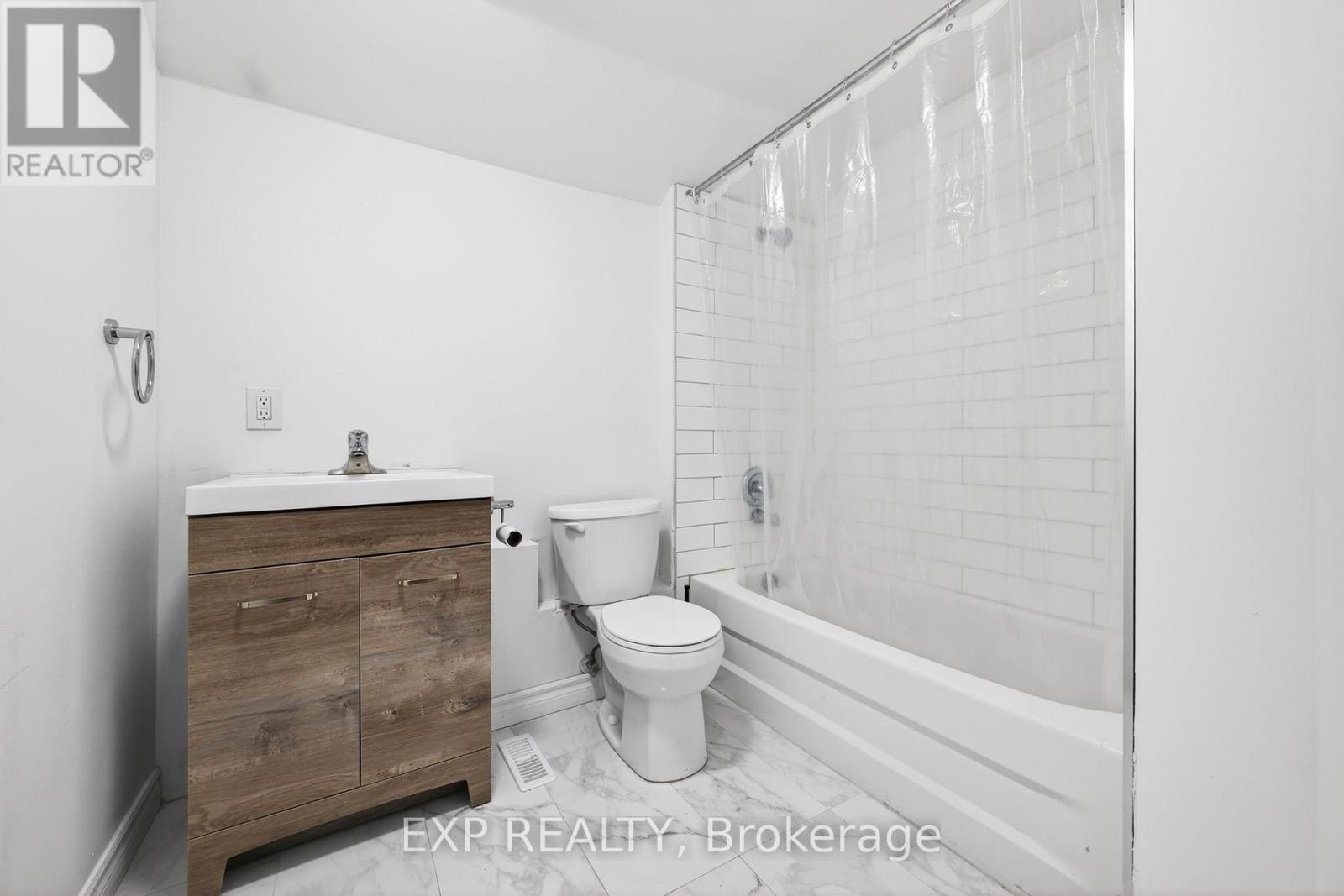 6564 LEVEL AVENUE - 24