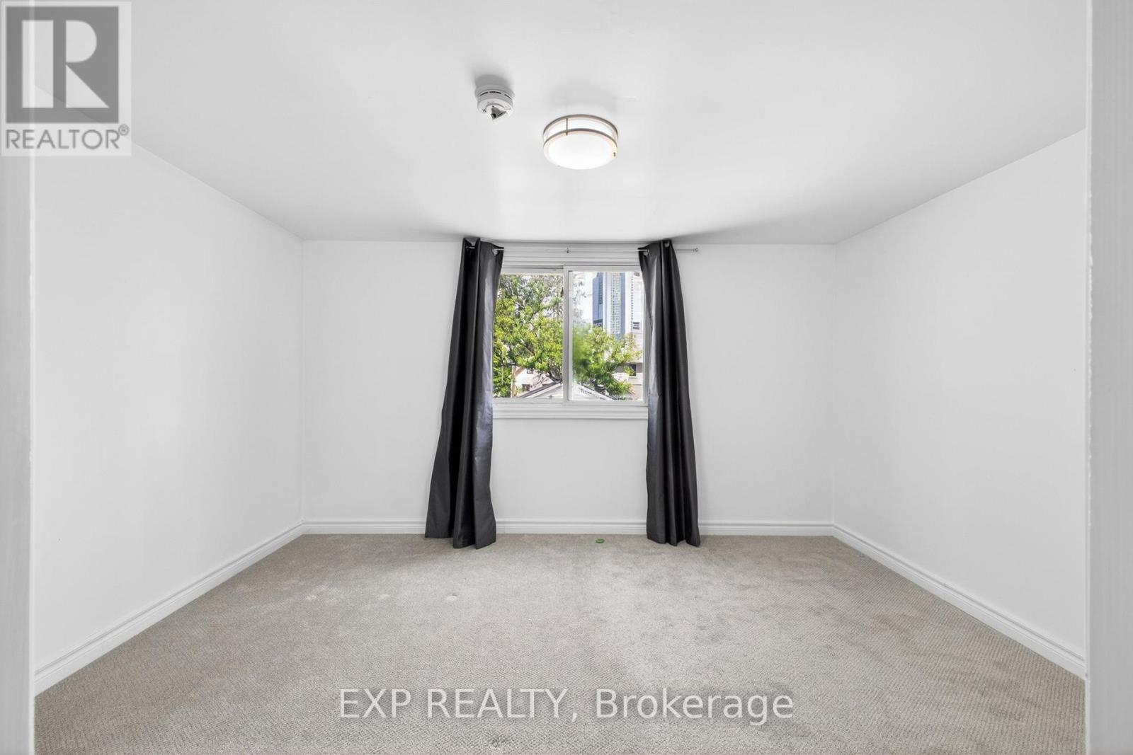 6564 LEVEL AVENUE - 25