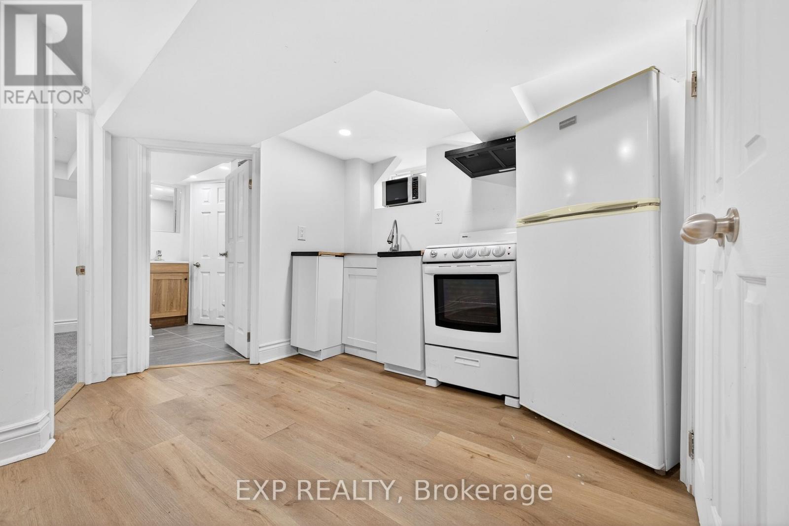 6564 LEVEL AVENUE - 29