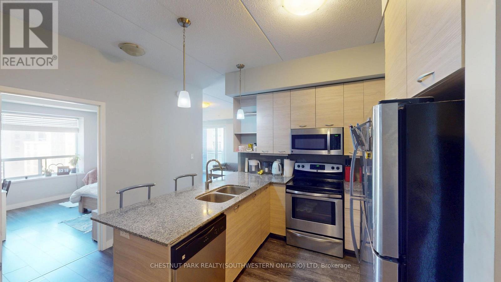 #1505 318 SPRUCE STREET - 11