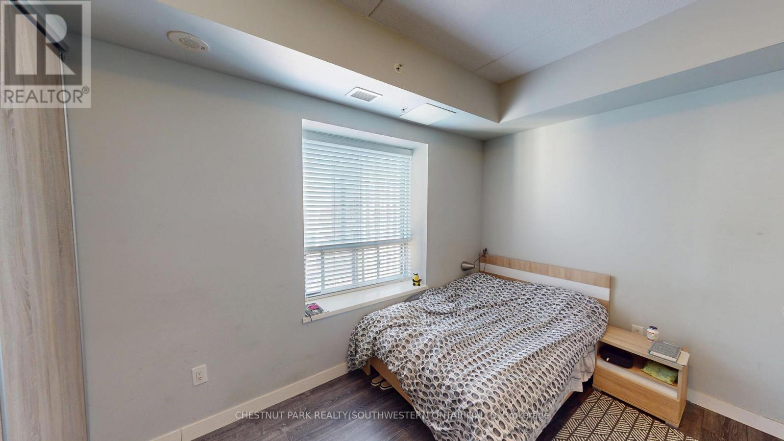 #1505 318 SPRUCE STREET - 20