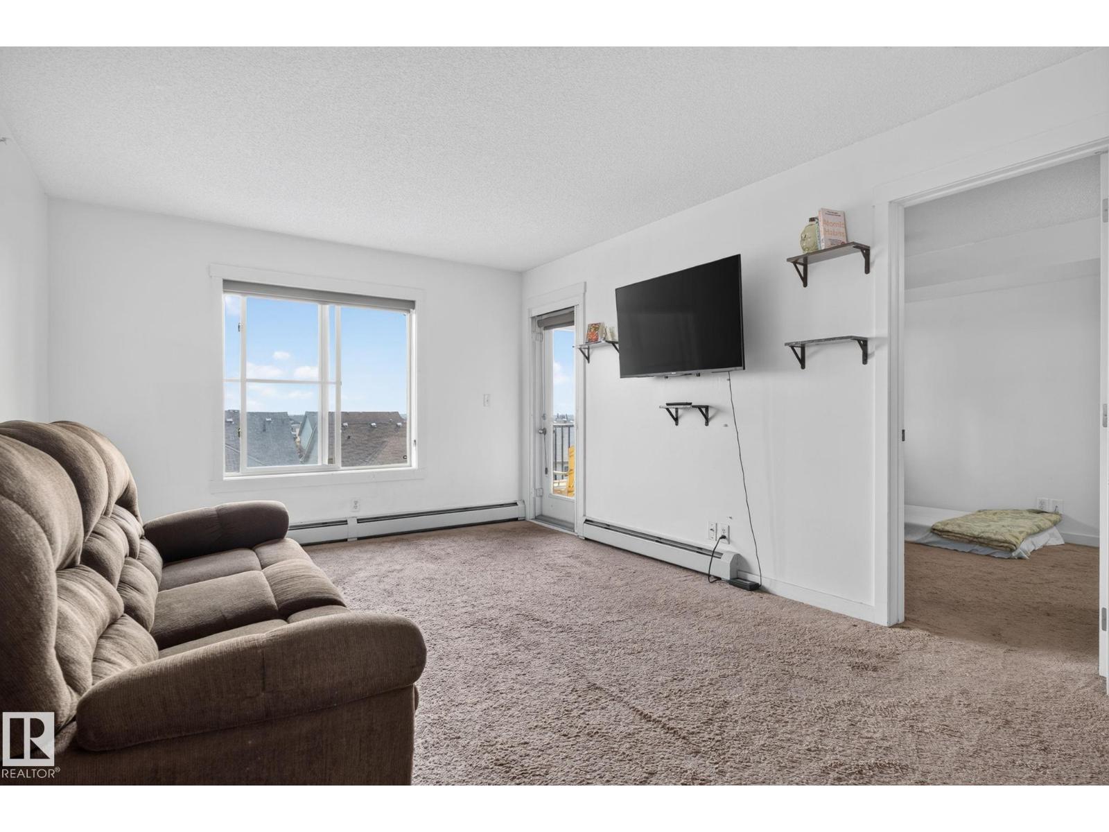 #415 111 WATT CM SW - 11