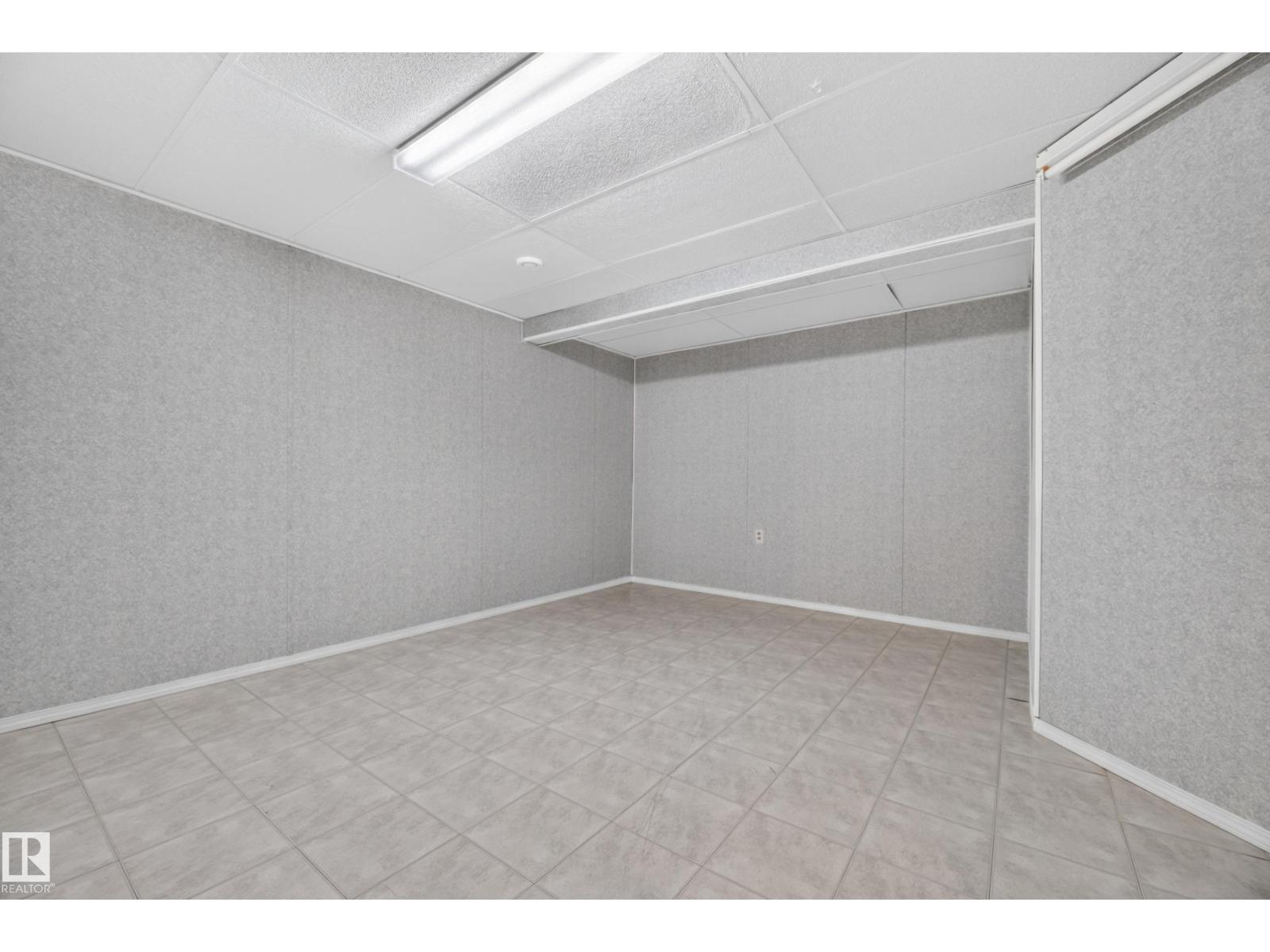 #117 51 Alton DR - 37