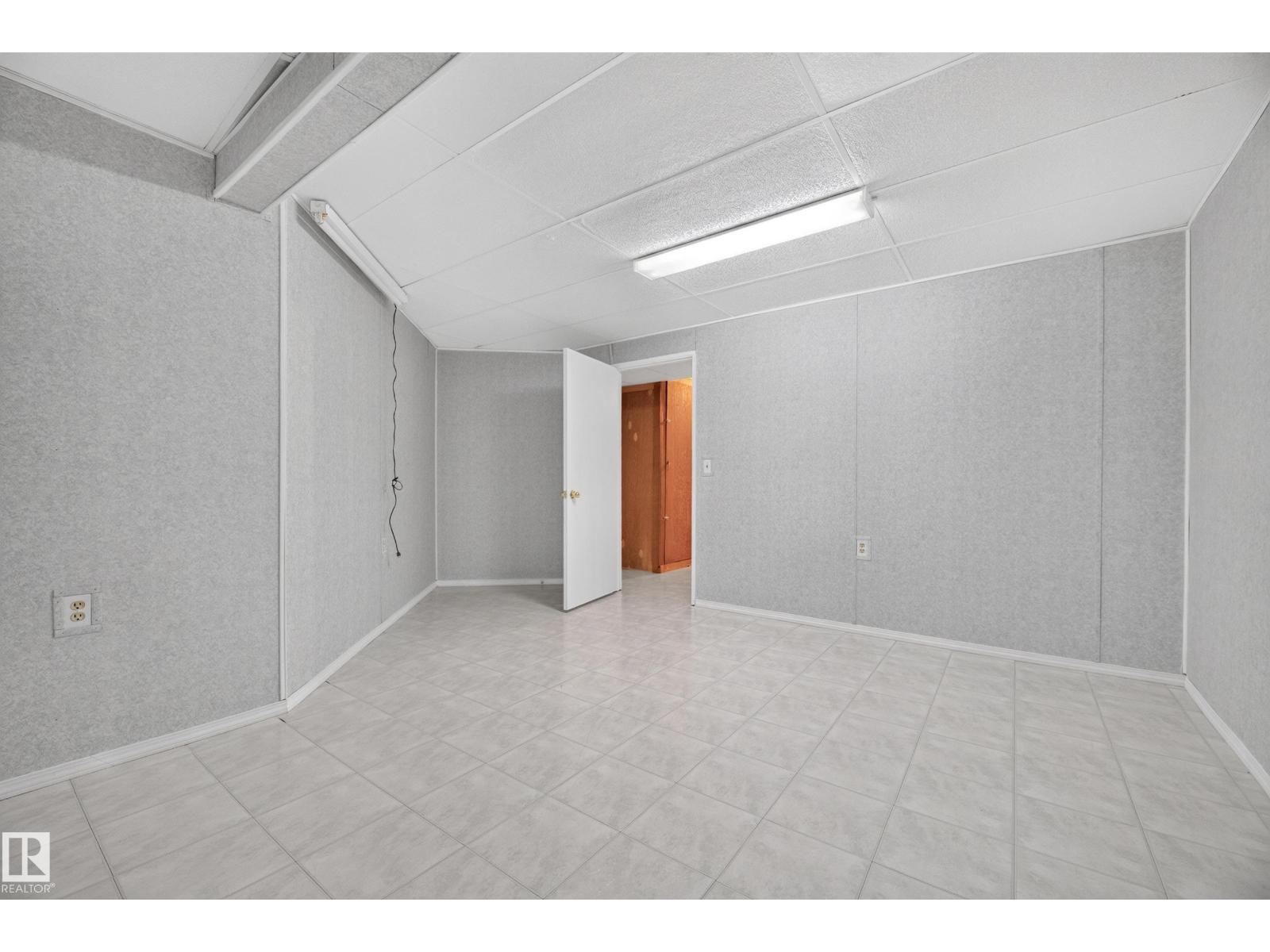 #117 51 Alton DR - 38
