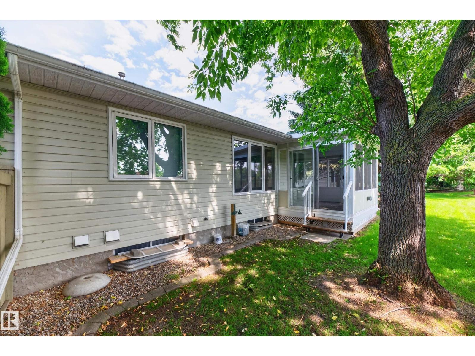 #117 51 Alton DR - 52