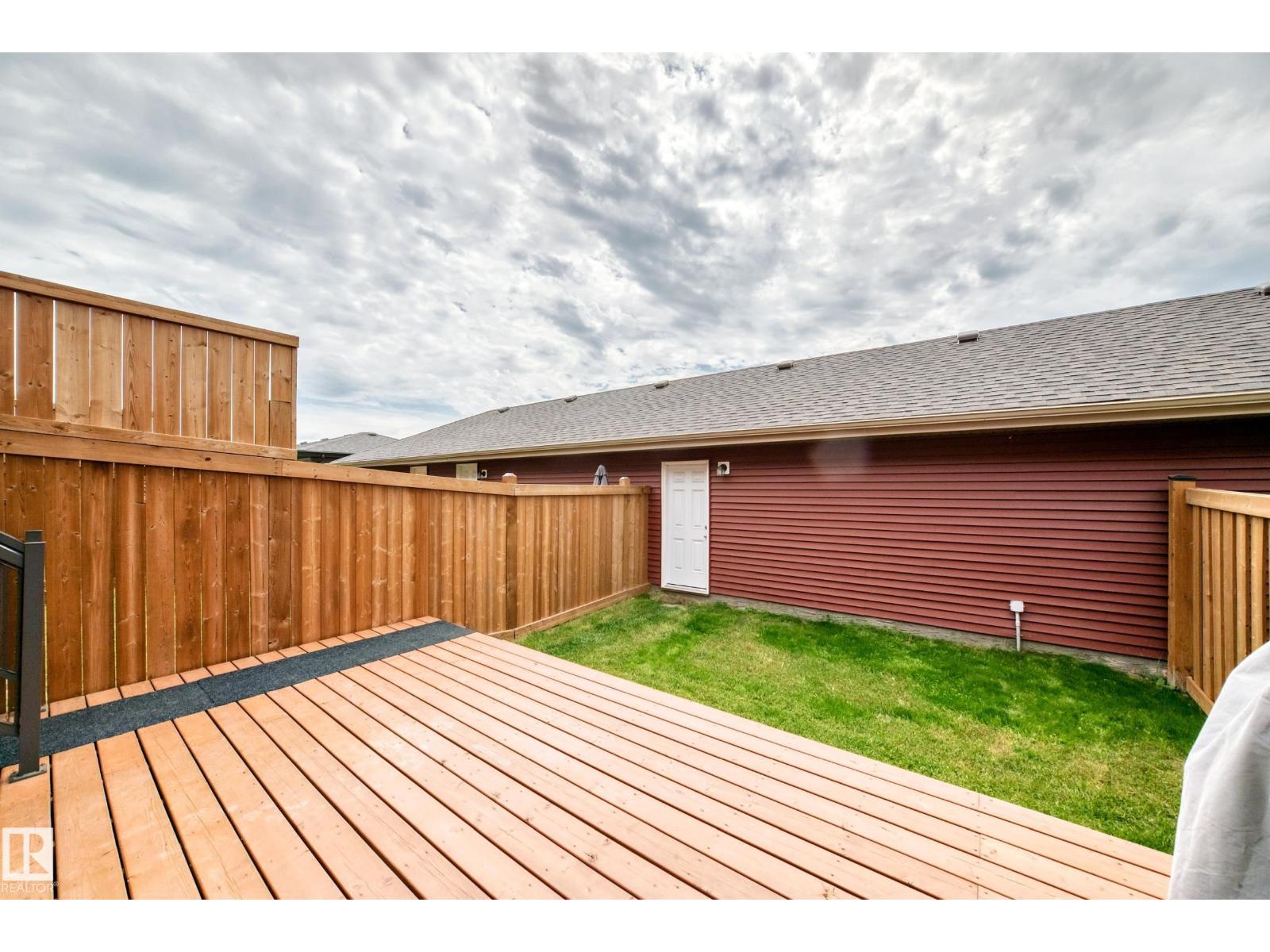 5233 22 AV SW - 43
