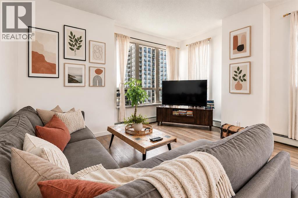 #1615 1053 10 Street SW - 10