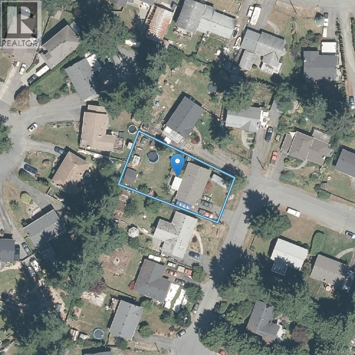 940 Terlane Ave, Langford