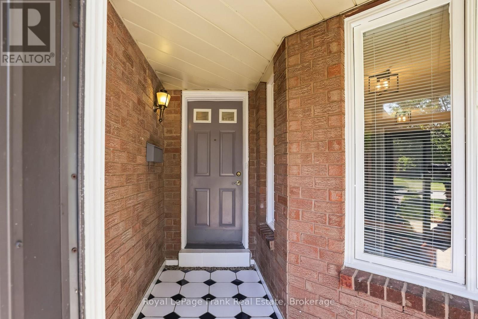 112 OKE ROAD - 4