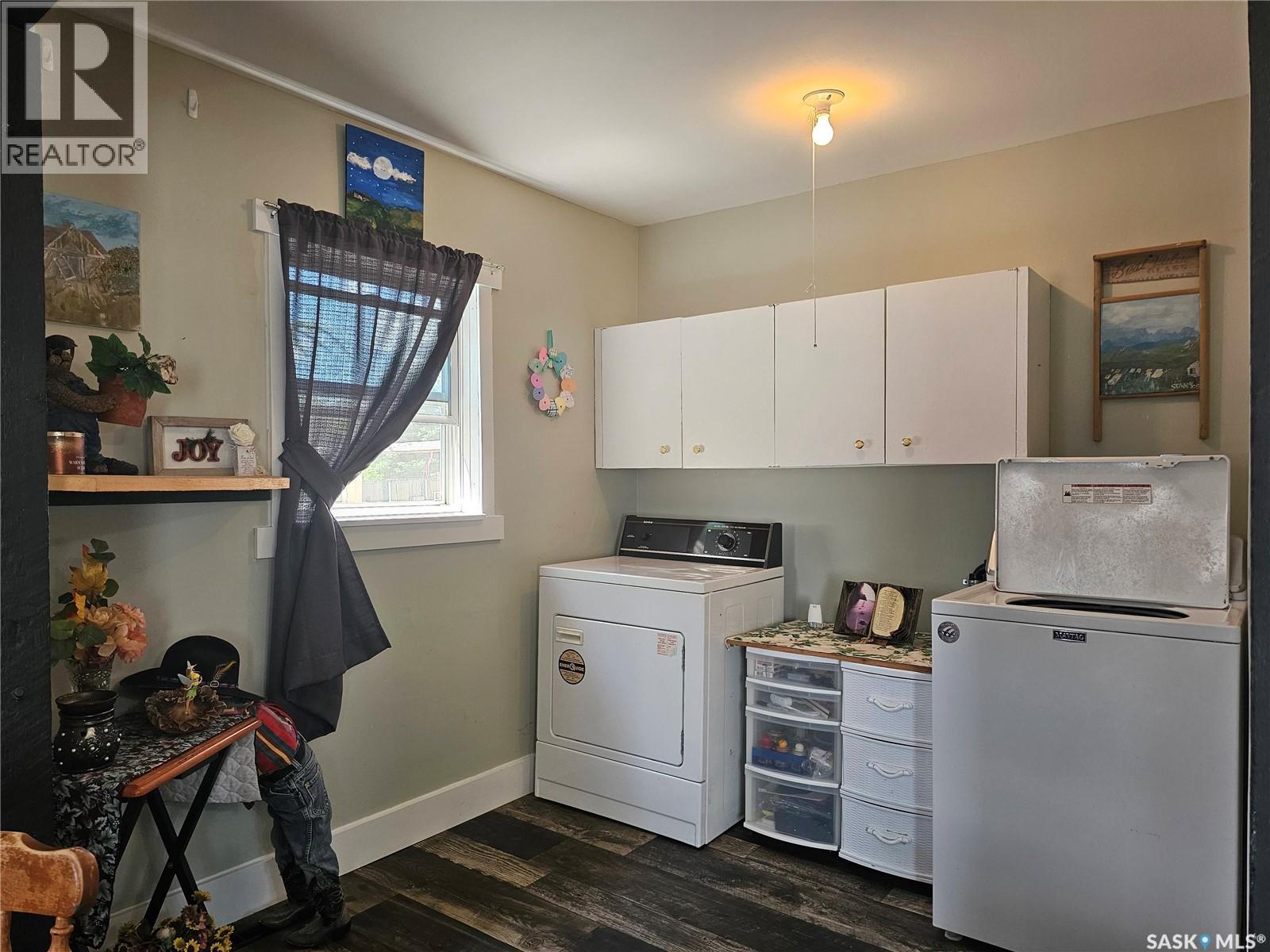 201 Main Street - 10