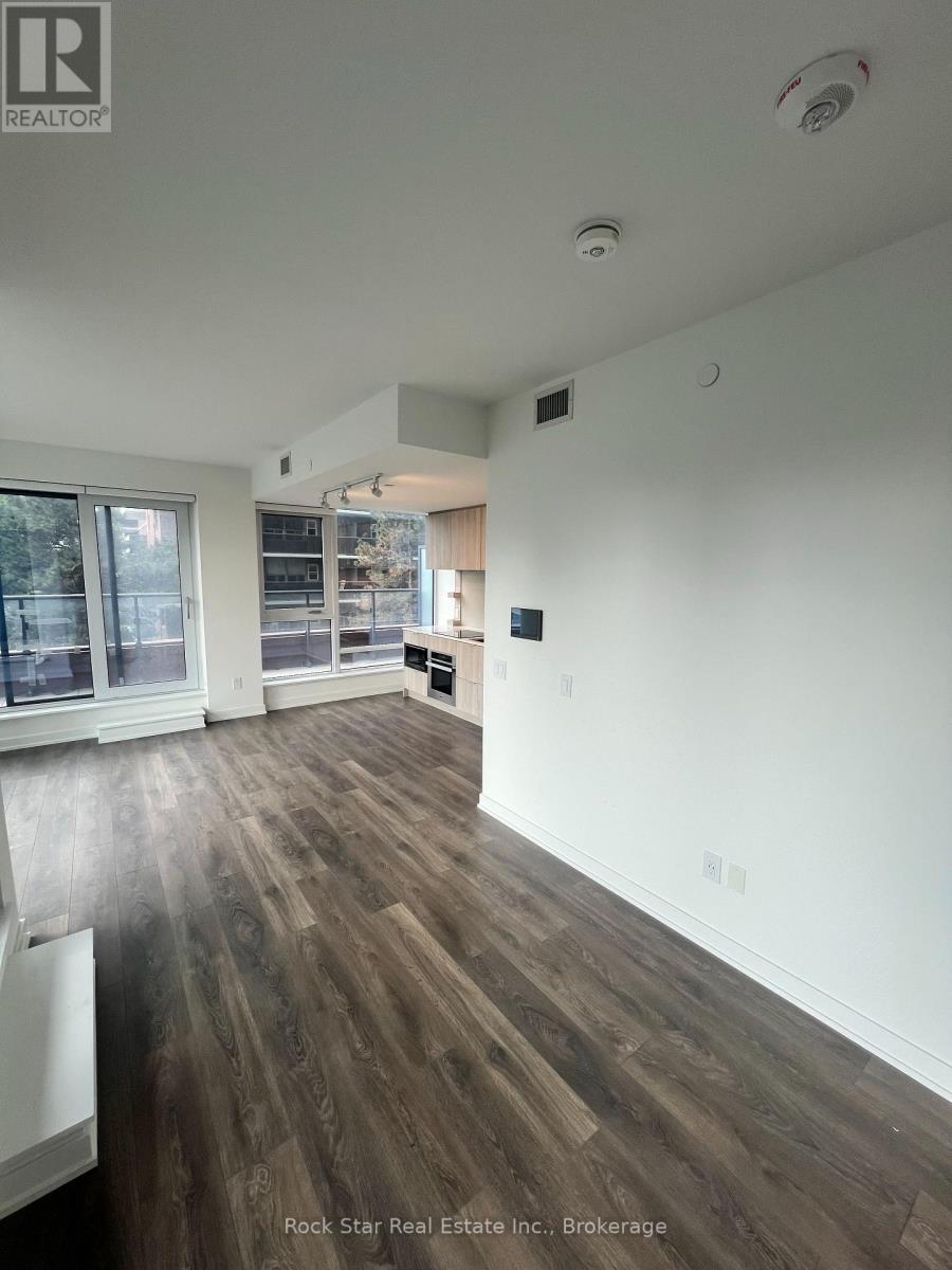 #209 28 ANN STREET - 4
