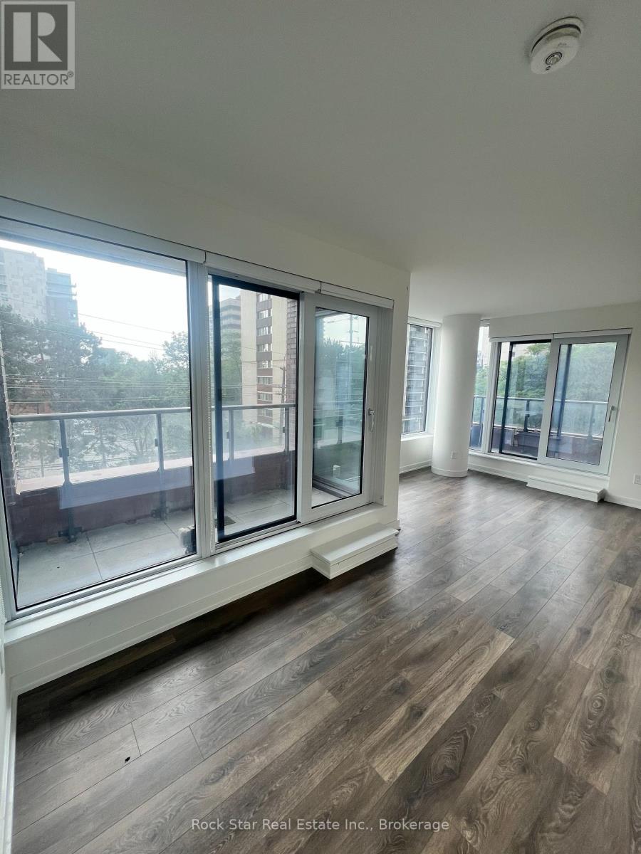 #209 28 ANN STREET - 9
