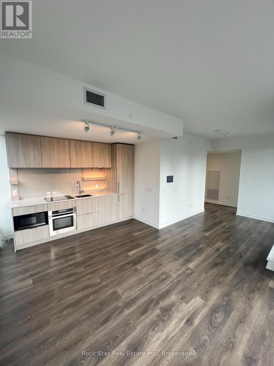 #209 28 ANN STREET - 7
