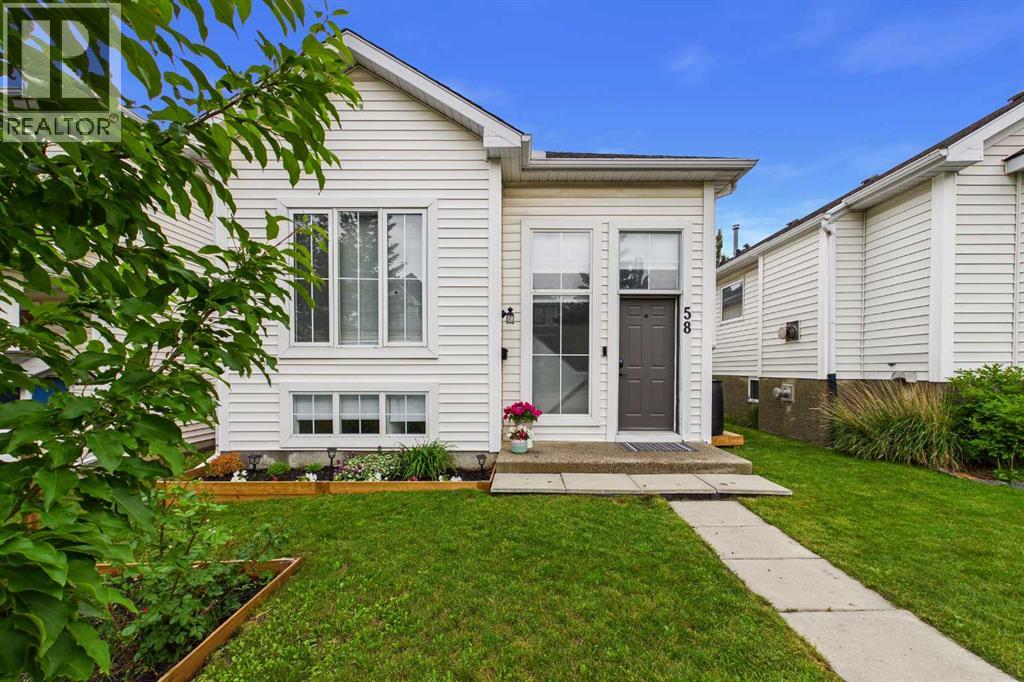58 Hidden Crescent NW, Hidden Valley, Calgary photo 1